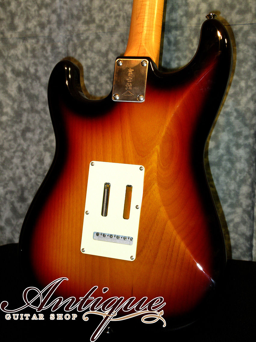 サムネイル： FUJIGEN KNST-200 Brazilian FB 1P Alder Body w/Flame Neck ’15年製 “Dead Stock”