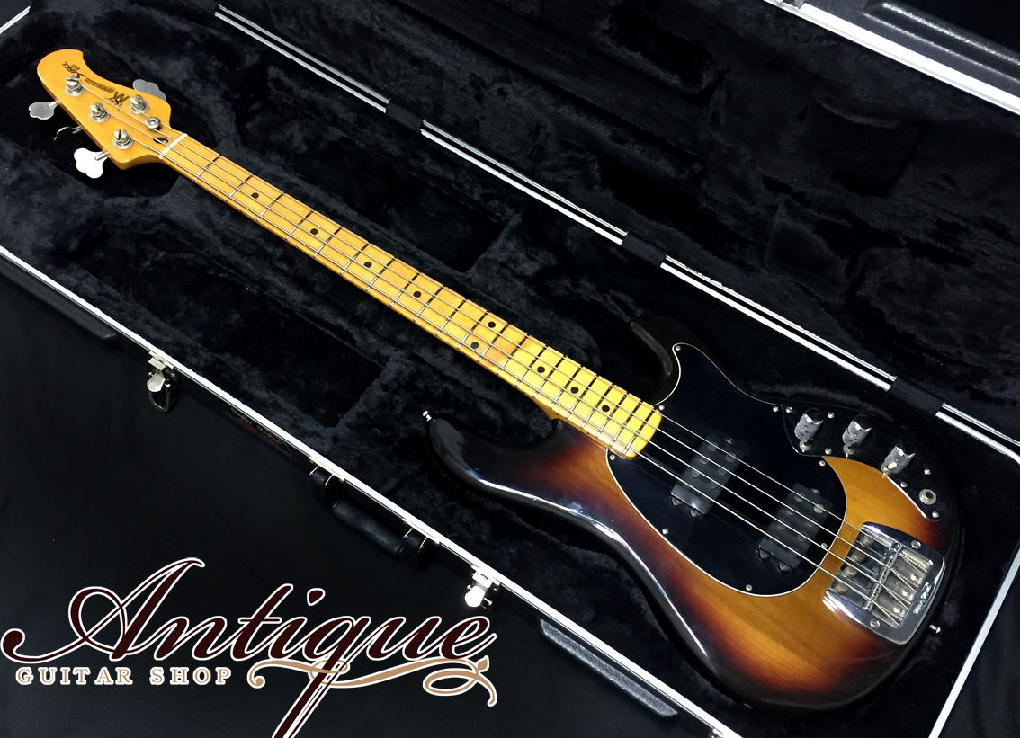 Musicman Sabre Bass 1979年製 Sunburst Full-Original except Screw