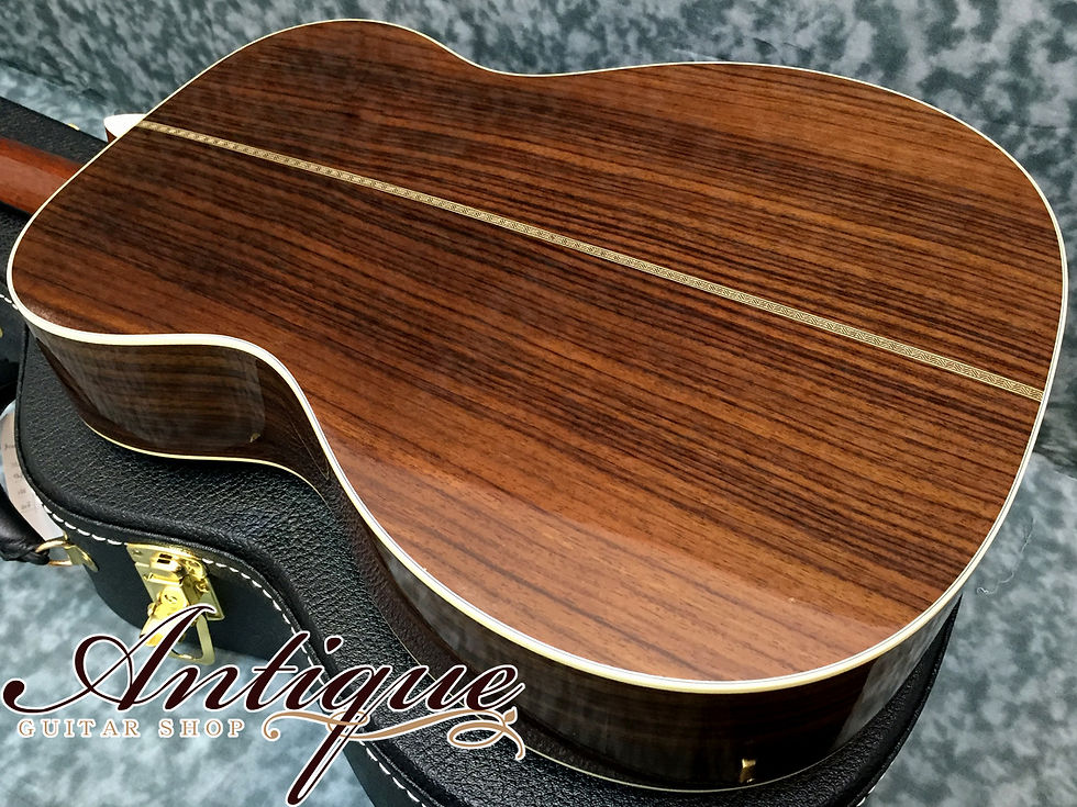 サムネイル： Martin 000-28EC Eric Clapton Signature Model 2014年製 “Dead Stock Condition”