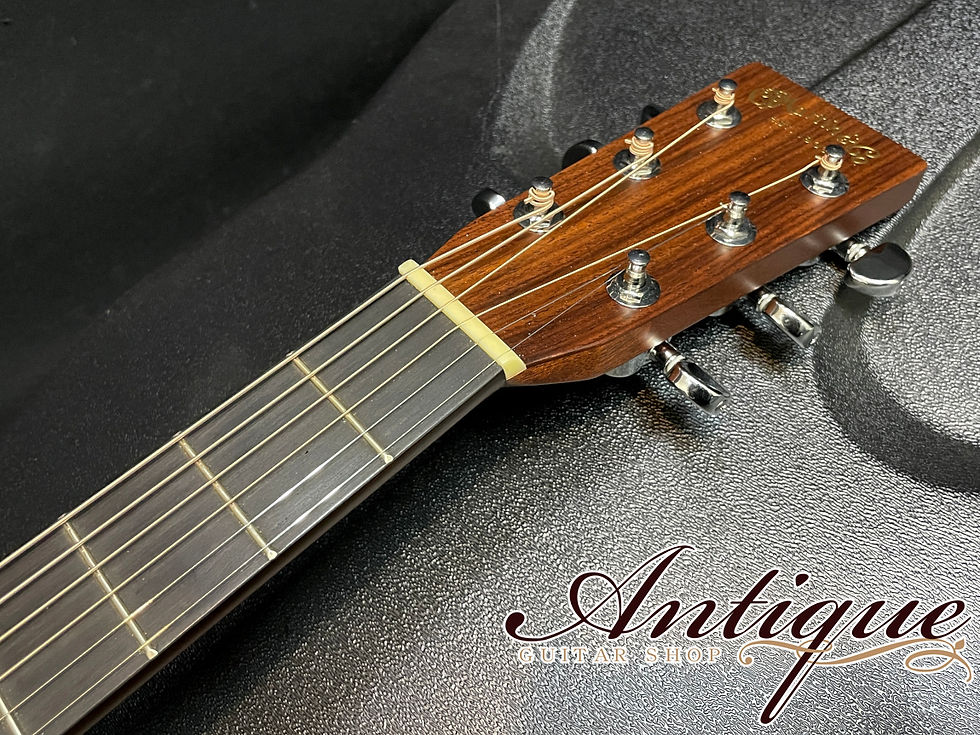 サムネイル： Martin D-28 2013年製 Sitka Spruce & Indian Rosewood w/Grover 102C /42.9mm EX+++