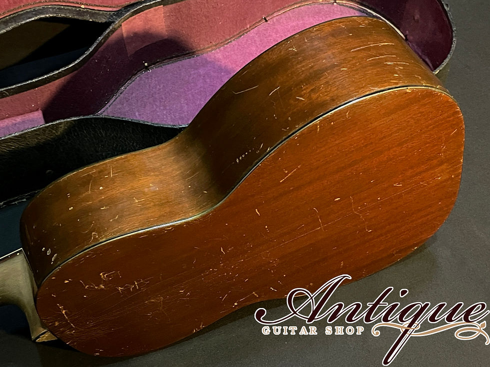 サムネイル： Martin 5-18 1944年製 w/Jacaranda FB & Bridge / Slotted Head No-Crack “Pre-War