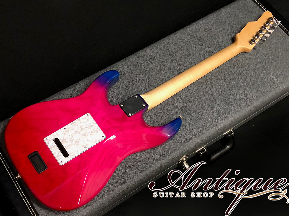 サムネイル： James Tyler(正規輸入品) Studio Elite ‘09年製 Transparent Jim Burst w/ Quilted Maple