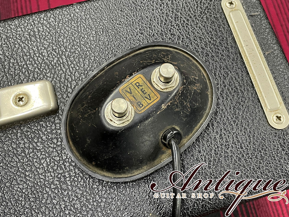 サムネイル： Fender Deluxe Reverb AB763 1967-68年製 Non-Tail Logo & Drip Edge Silver Face