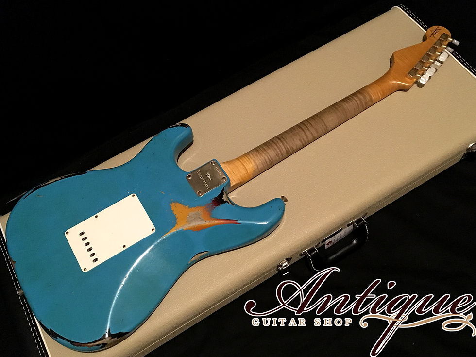 サムネイル： Fender Custom Shop TBC 1963 Stratocaster ‘15年製 Heavy Relic Taos Turquoise