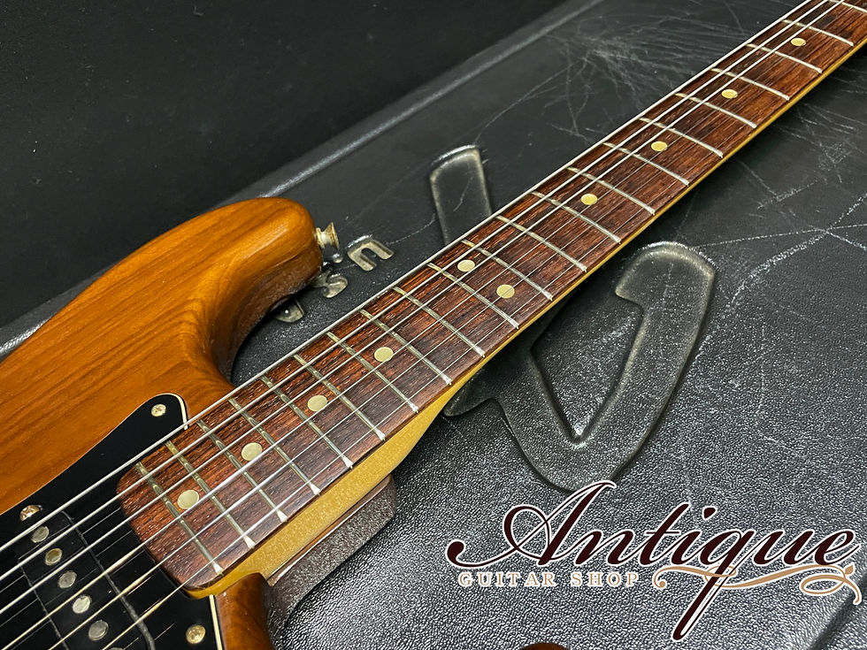 サムネイル： Fender Stratocaster 1978-79 Walnut /U-Light Ash 3.29kg Full-Original One-Owner