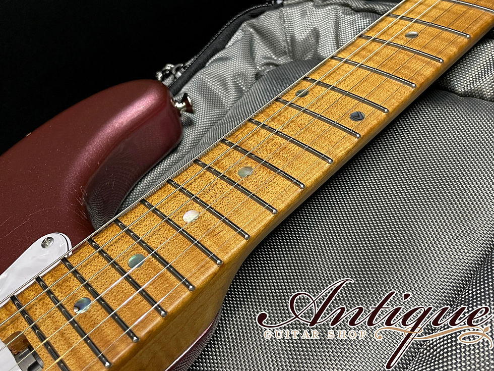 サムネイル： Infinite Trad Fullsize ST HSS 2022年製 Burgundy Mist Metallic / L-Aged