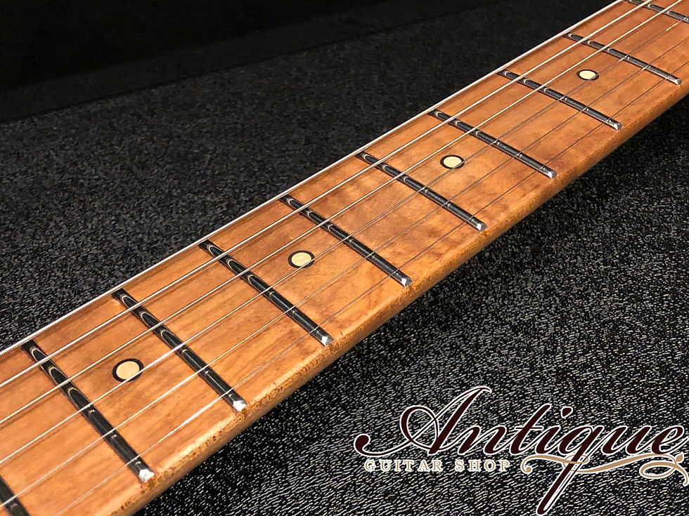 サムネイル： Charvel USA (正規輸入品)  Limited Edition Guthrie Govan Signature Birdseye Top