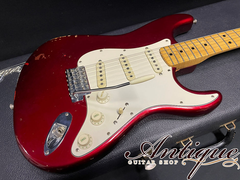 サムネイル： Fender Early 1972 Stratocaster Candy Apple Red /M-Neck w/OHC 3.45kg
