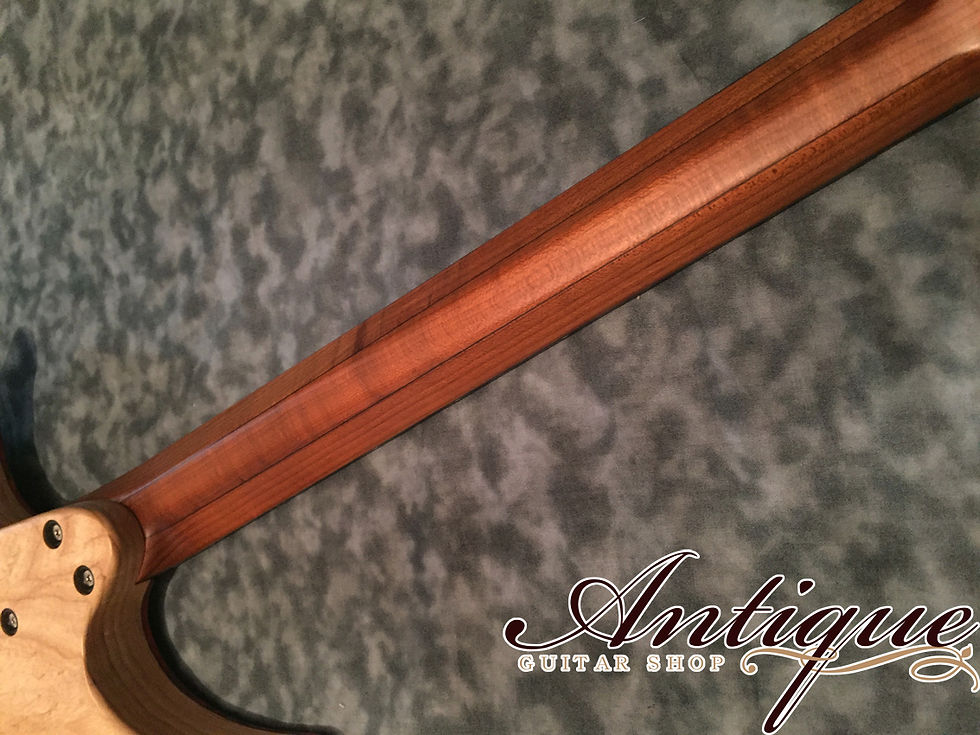 サムネイル： Strandberg Sweden Custom Shop Boden 6 Red w/Lundgren PU Dead Stock 2.3kg