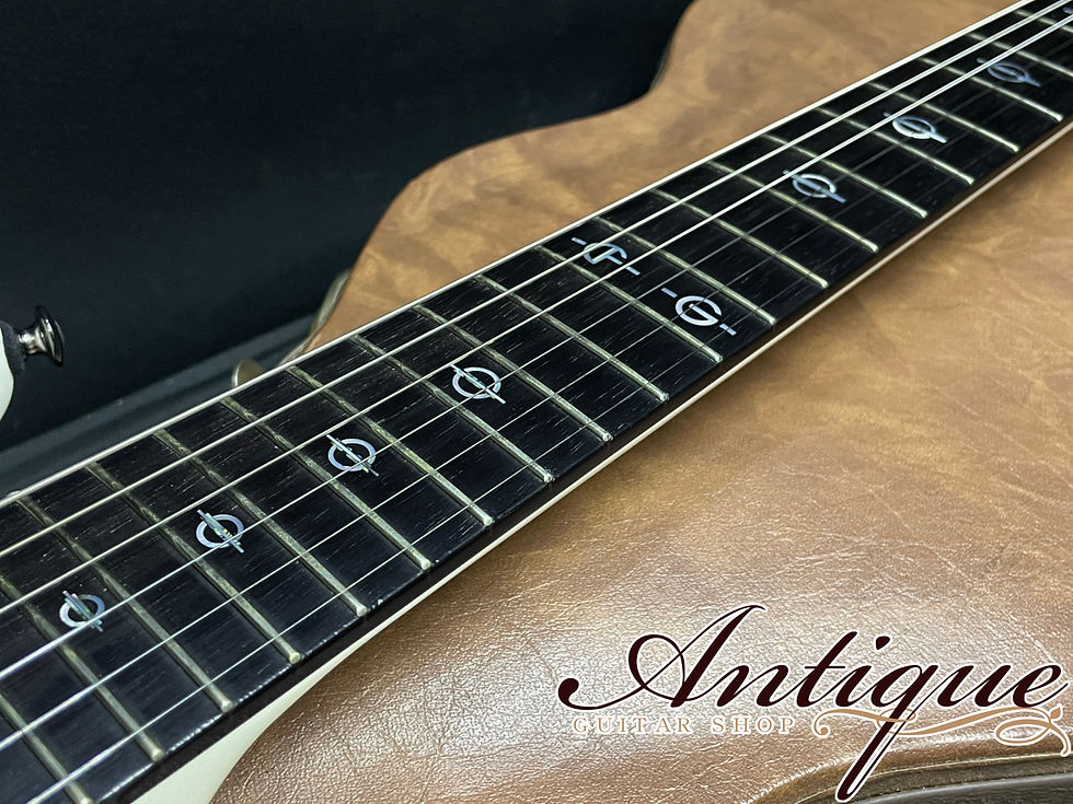 サムネイル： YAMAHA AES-FG Frank Gambale Signature Model 2003年製 White