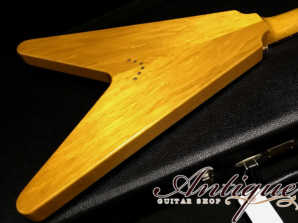 サムネイル： Stevens Guitar Custom Order Korina Flying V 1995年製 Natural w/ Jacaranda FB