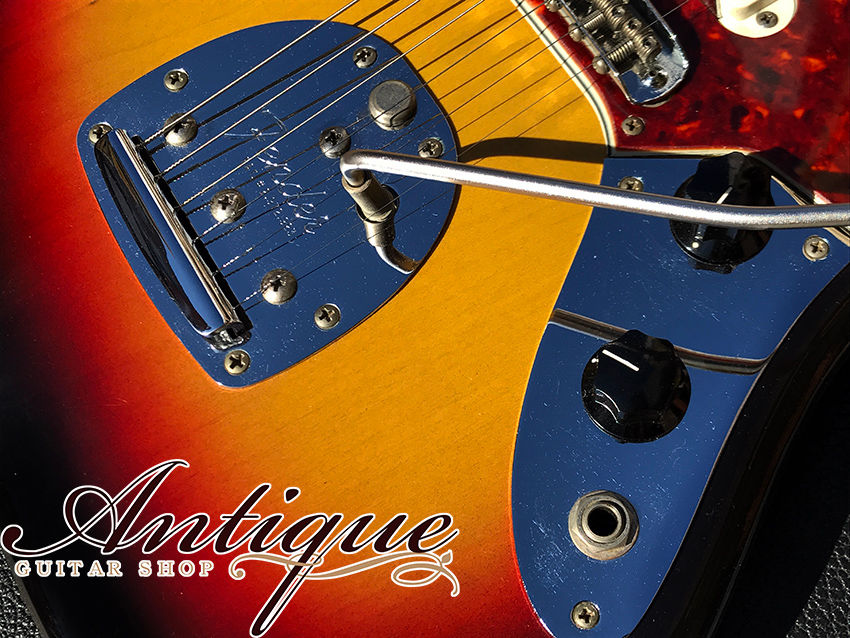 サムネイル： Fender USA Jaguar Sunburst 1965年製 w/Jacaranda FB Full-Original & Near-Mint
