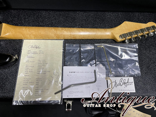 J.W.Black Guitars JWB-S 2019 2TSB M-Soft Aged 3.29kg