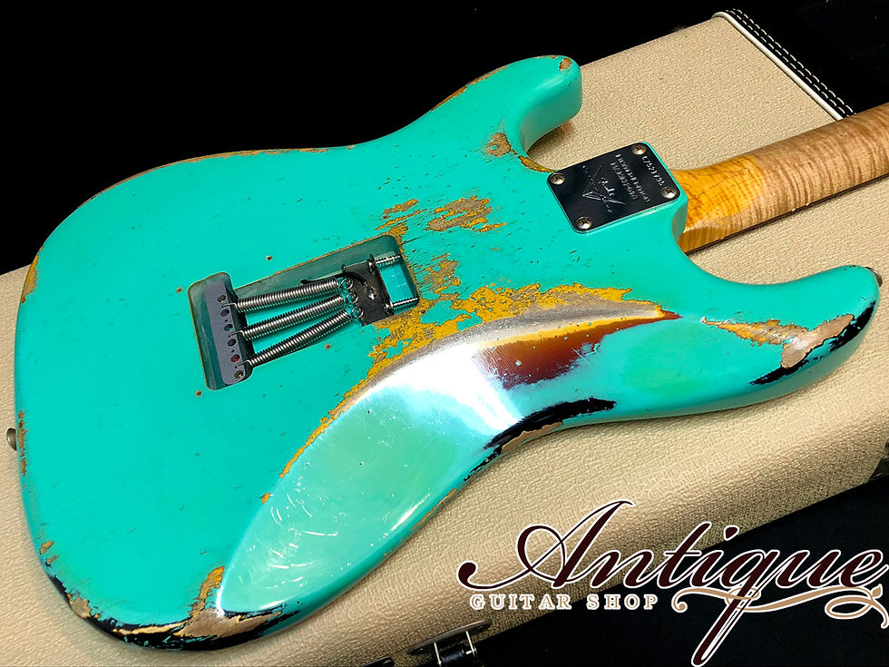 サムネイル： Fender Custom Shop TBC 1960 Stratocaster Suhr Green on Sunburst Heavy Relic