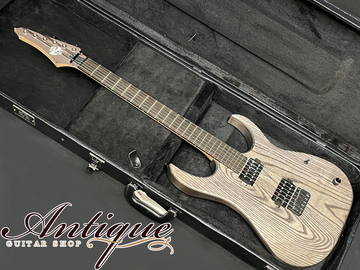 Strictly 7 Guitars Cobra Standard 6 HT/B Black Stain Light Northern Ash 3.5kg