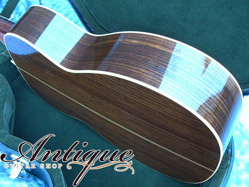 サムネイル： Collings OM-2H Adirondack Spruce Varnish Finish Near-Mint “破格放出!!”