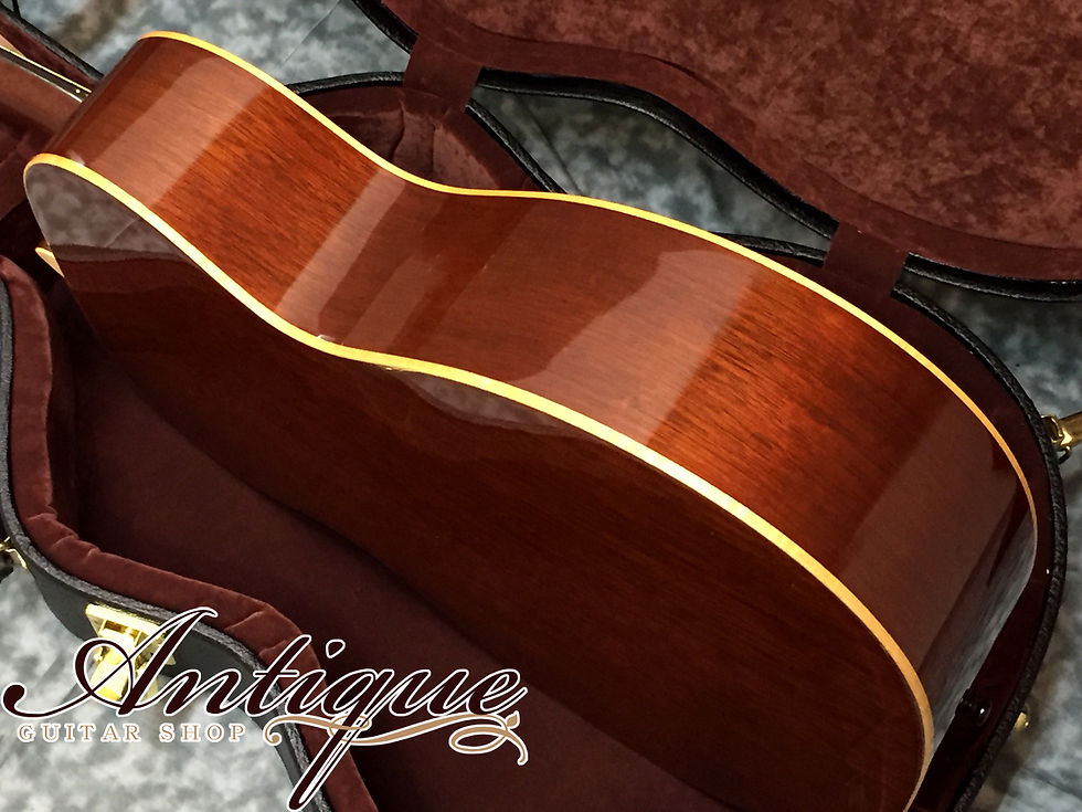 サムネイル： Martin Custom Shop OM-18 Traditional Collection ‘12年製 w/ Figured Maple Binding