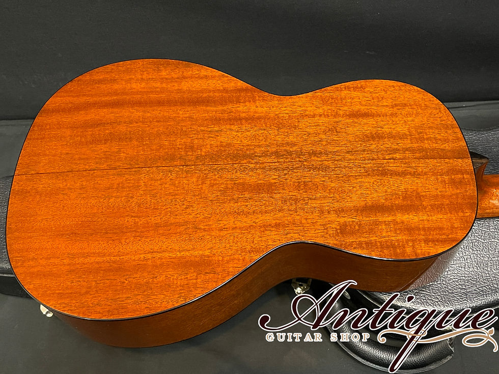 サムネイル： Collings Parlor-1 Mahogany Traditional 2019年製 All-Honduras Mahogany