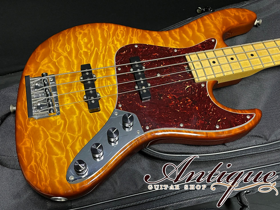 サムネイル： Sadowsky NYC Custom Vintage 4string J Bass 2014 C-Burst 3.50kg“Killer Quilt Top”