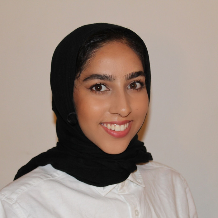 headshot1.JPG
