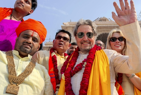 Elon Musk’s Father Visits Ayodhya