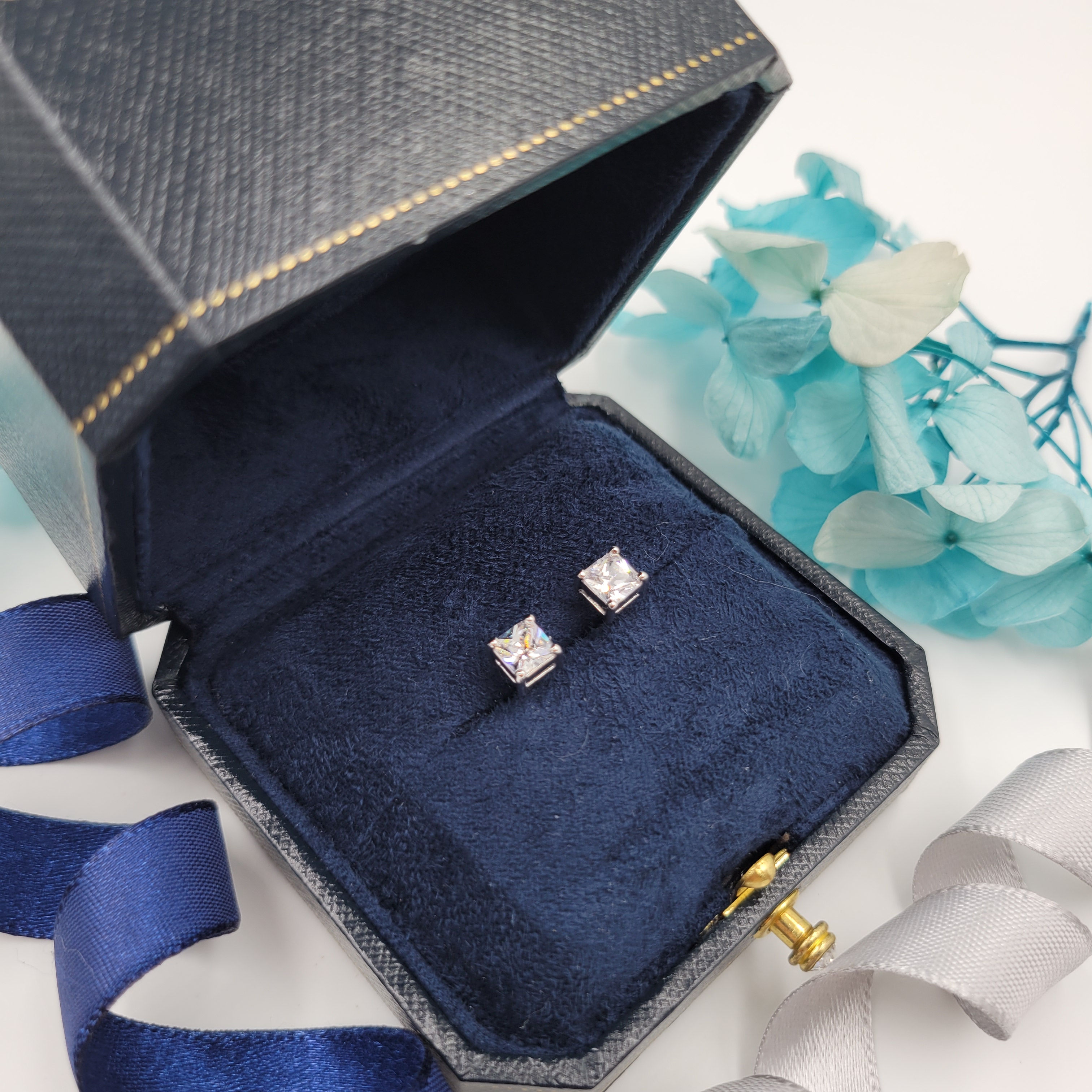 ME57 - 2 Carat Princess Cut Moissanite Stud Earrings - 2卡公主方莫桑石耳釘