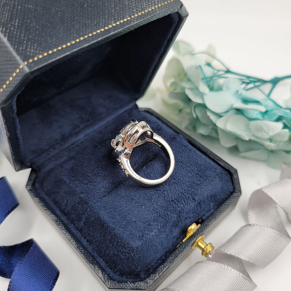 Thumbnail: MR287 - 5 Carat Oval Cut Moissanite Halo Pave Ring - 5卡橢圓形莫桑石圍石伴碎鑽戒