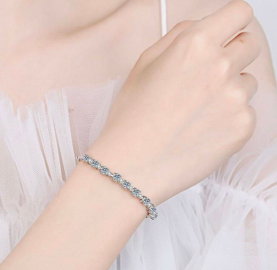 Thumbnail: MB8 - 2.7 carat round cut Moissanite bracelet - 2.7卡圓形莫桑石排鑽手鏈