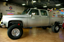 85 K2500 HD lifted on 44 boggers