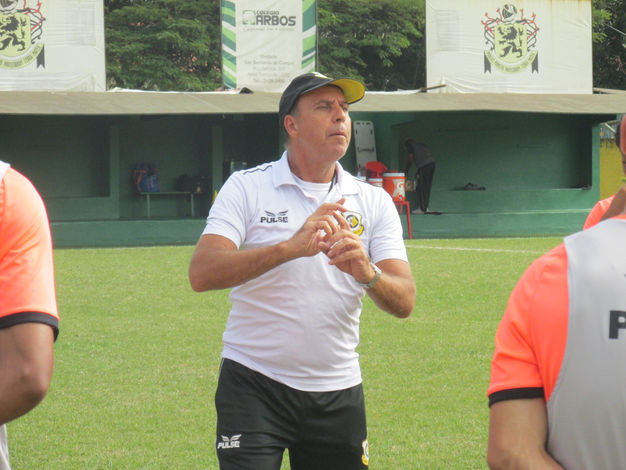 Menino do Tigre do ABC enfrenta Goiãs após vitória sobre ABC.