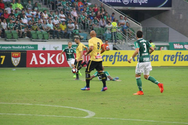 Tigre joga bem, mas é derrotado na arena do Palmeiras.