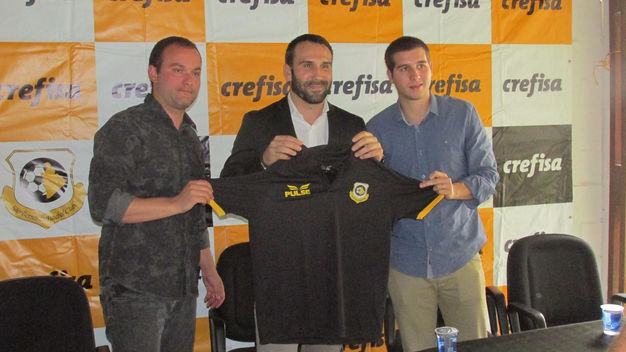 São Bernardo FC apresenta Português Sérgio Vieira como técnico para temporada 2017.