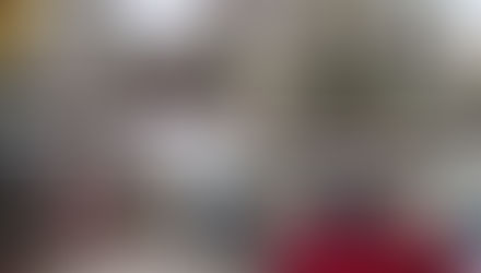 Nanjing Road Sightseeing: A Vintage Tram Ride Through the Heart of Shanghai 🚋🏮