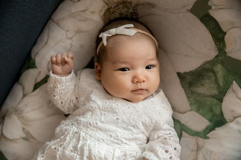 Lifestyle newborn and family photo shoot in Auckland