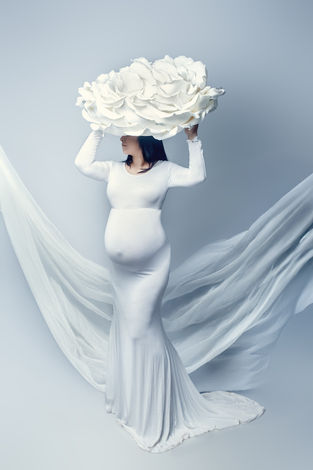 studio maternity photo shoot in Auckland