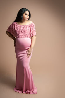 studio maternity photo shoot in Auckland