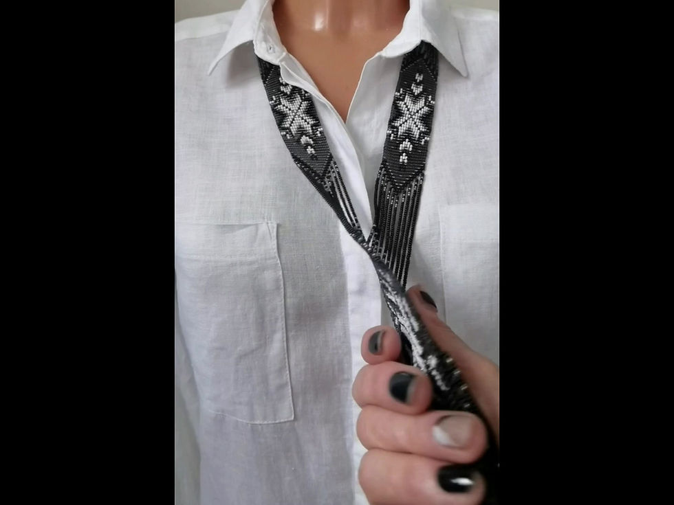 Thumbnail: Beaded necklace