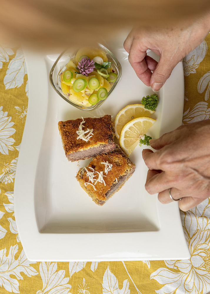 Alt-Wiener Backfleisch mit Erdäpfelsalat