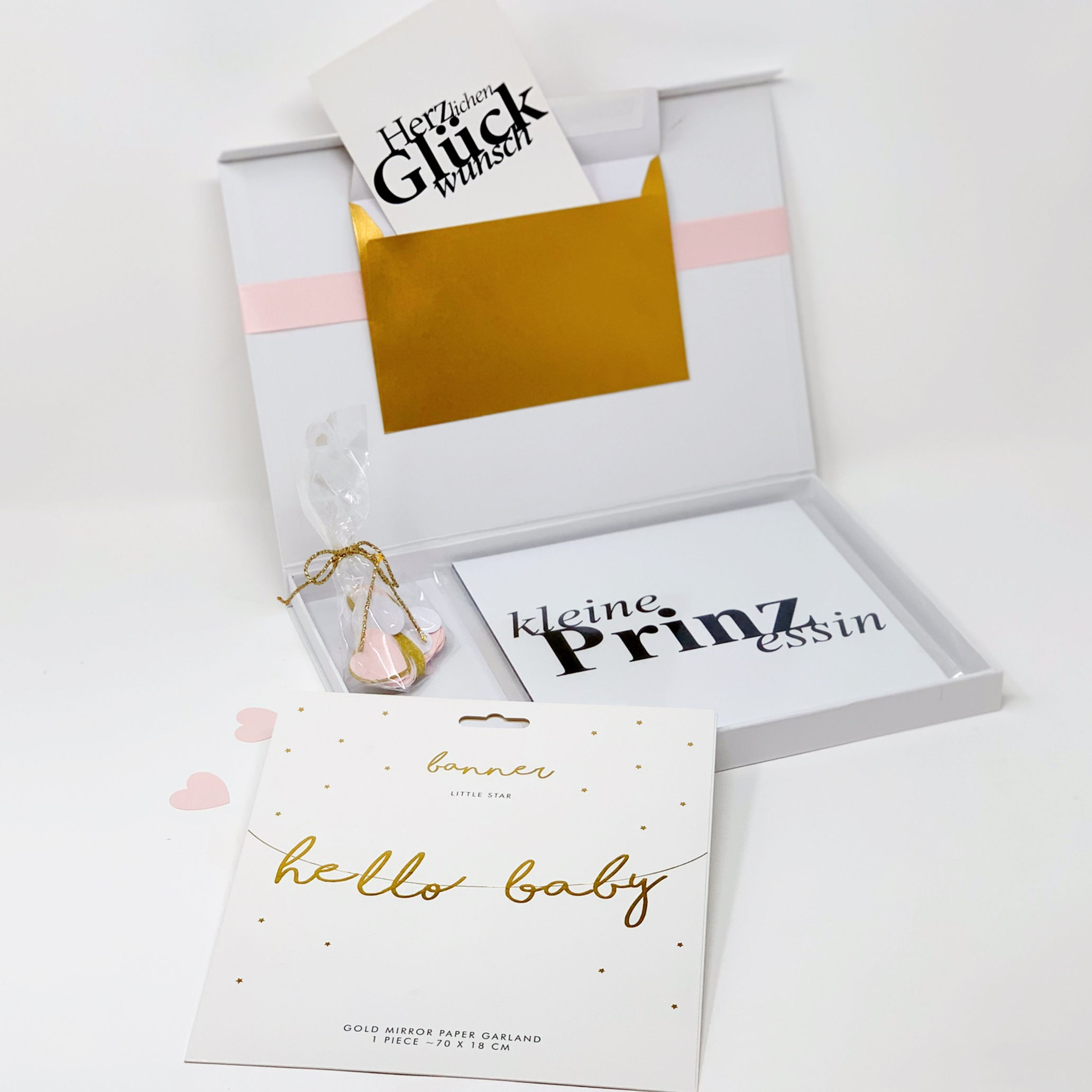 babyBOX 25 / "Kleine Prinzessin" mit Papiergirlande "hello Baby" in Gold