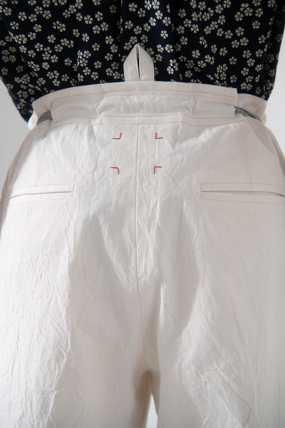 Miniaturbild: PLISSIERTE HOSE AUS CANVAS