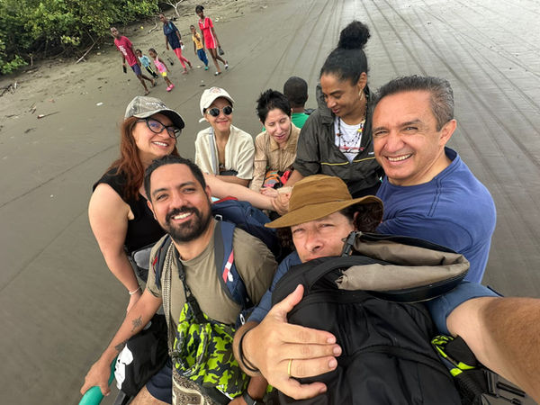The pilgrims: Juan Jurado, Federico Ríos, Laura Oliveros, María Paula Marroquín, Doris Sommer, Vicky Mena and Ricardo Granados