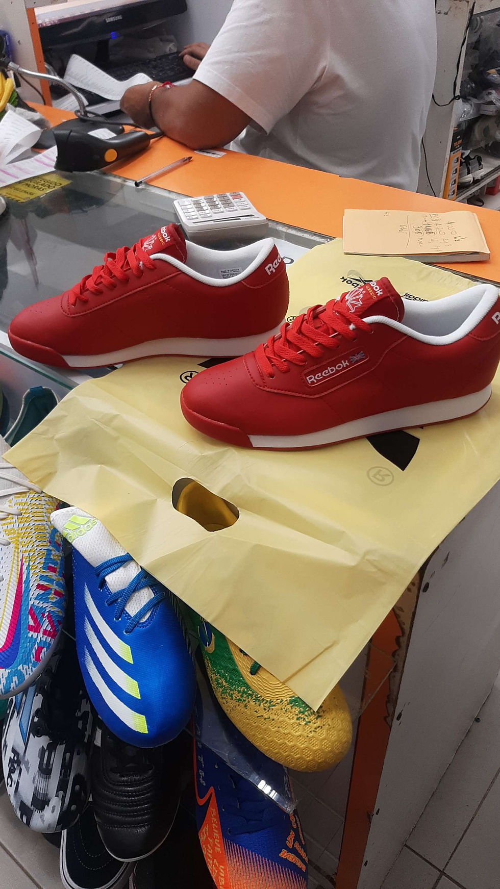 Miniatura: Reebok clasic cherry 