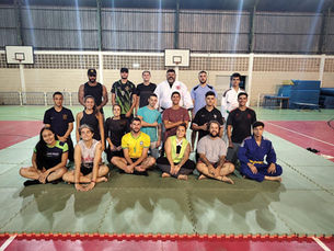 Aula de iniciação ao judô promove valores e habilidades físicas e técnicas aos estudantes