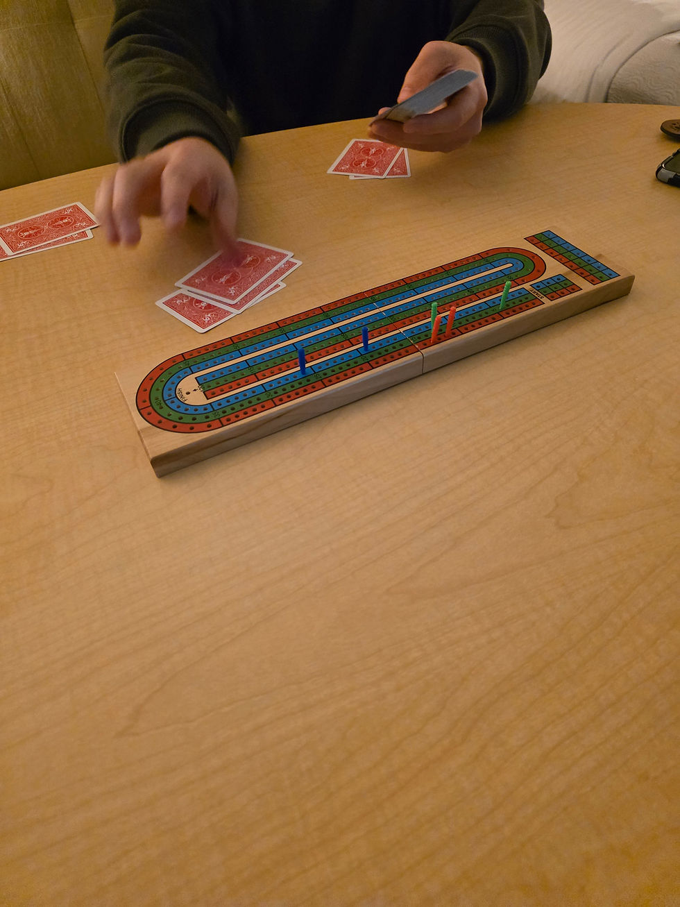 3 player game of Cribbage at PAX