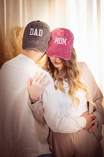 gender-reveal-cappellini-coordinati-famiglia-torino