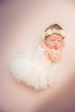 fotografo-newborn-torino-posa-classica-ballerina