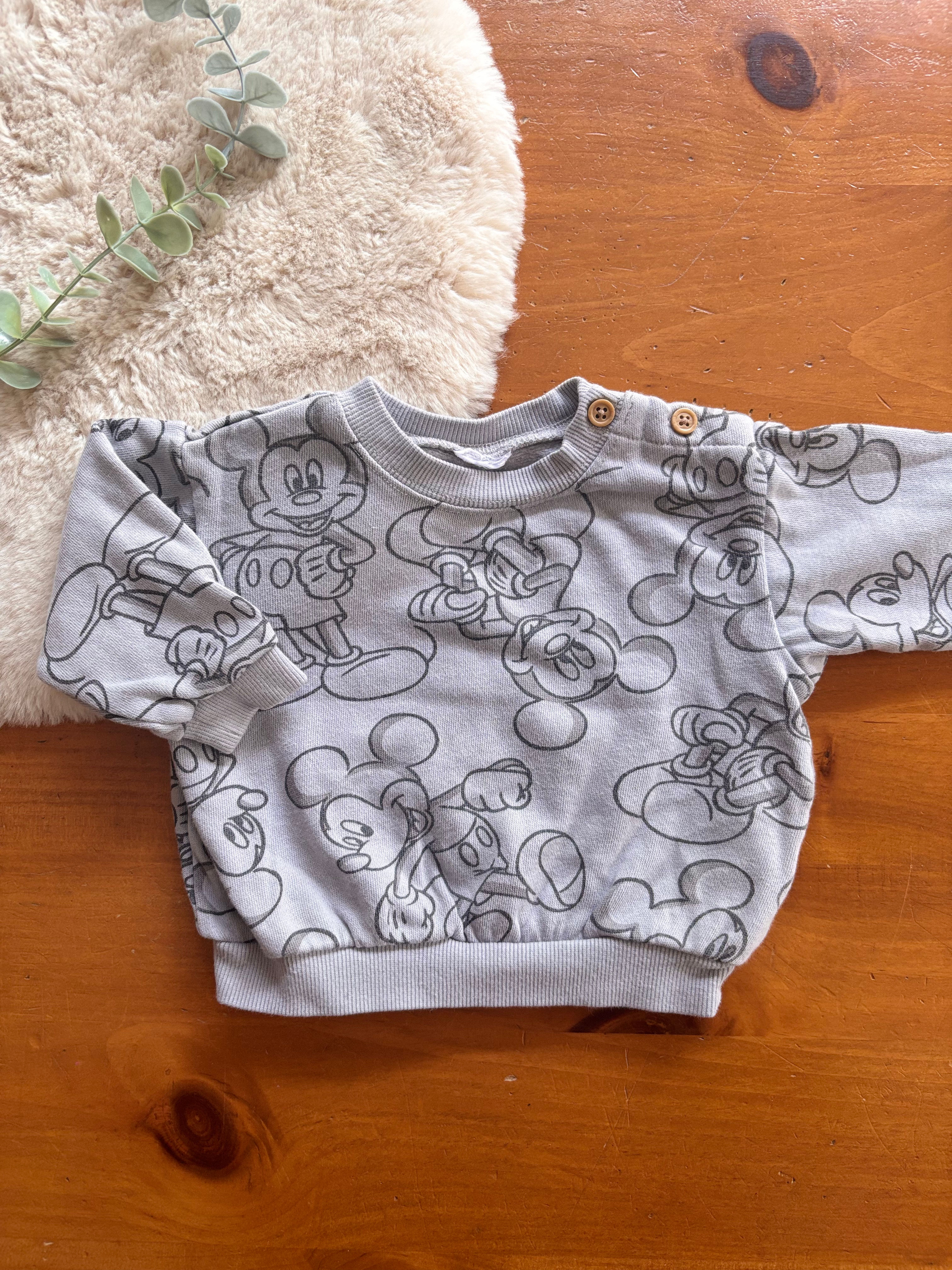 Crewneck Disney 3-6 mois (environ sans étiquette)