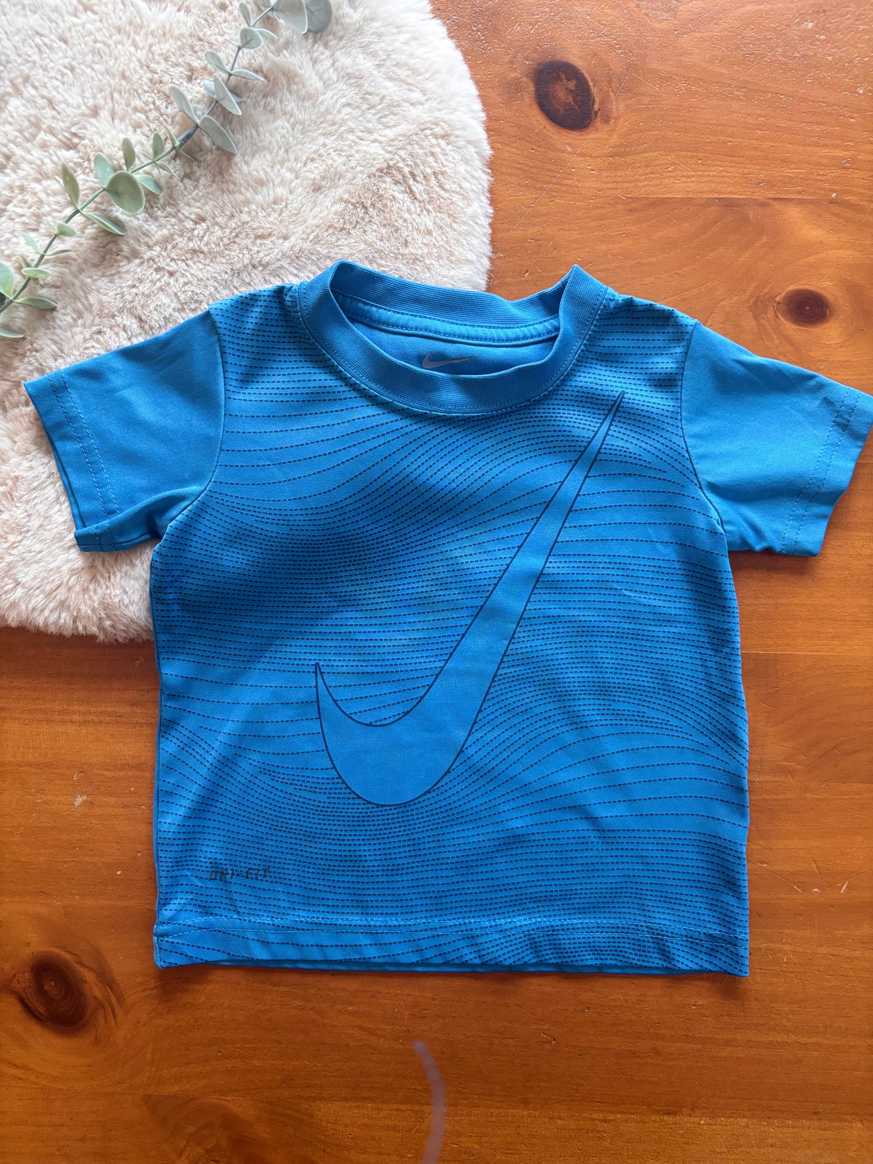 T-shirt Nike 2 ans