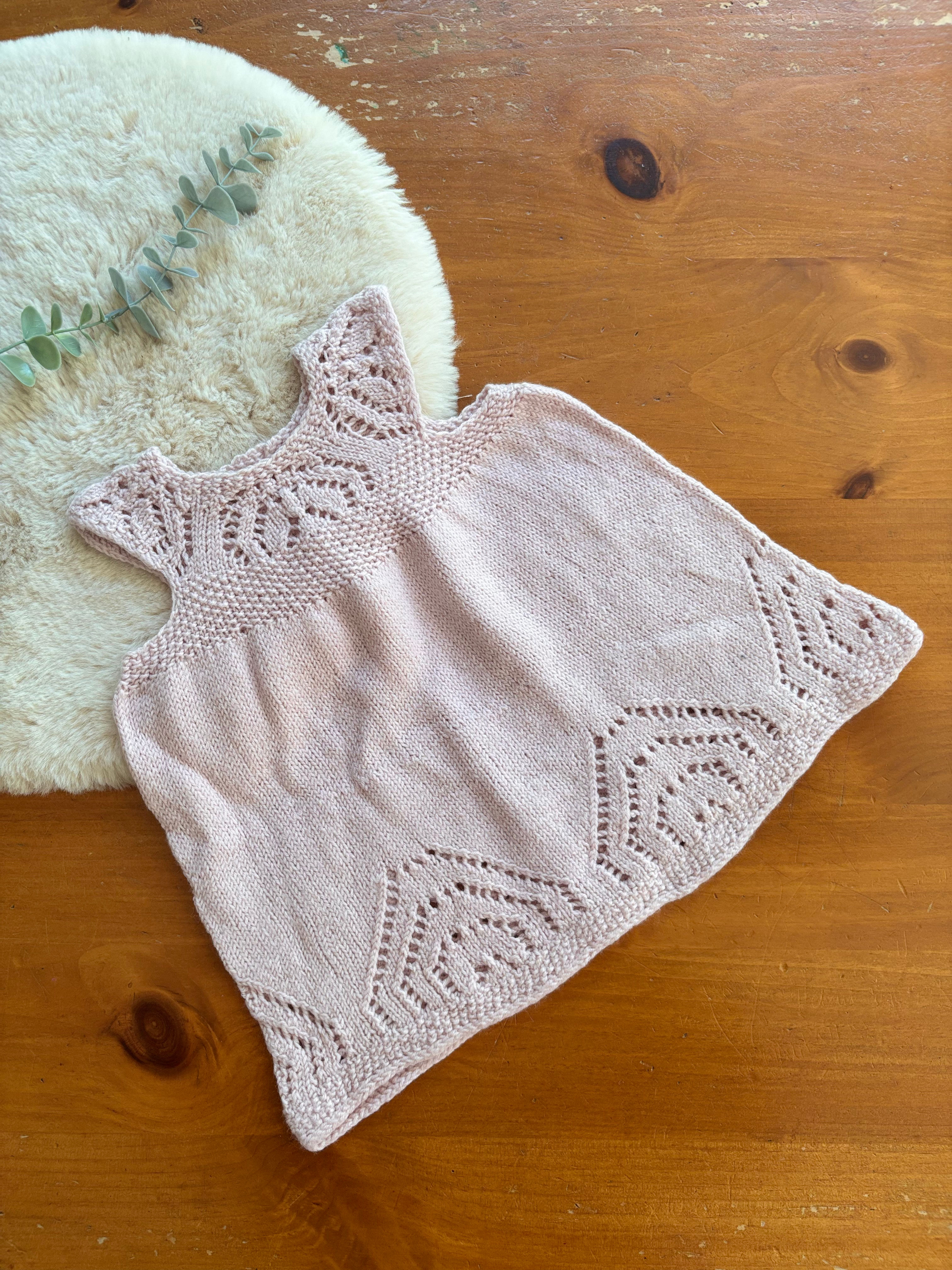 Robe en tricot fait main 3-9 mois (environ)