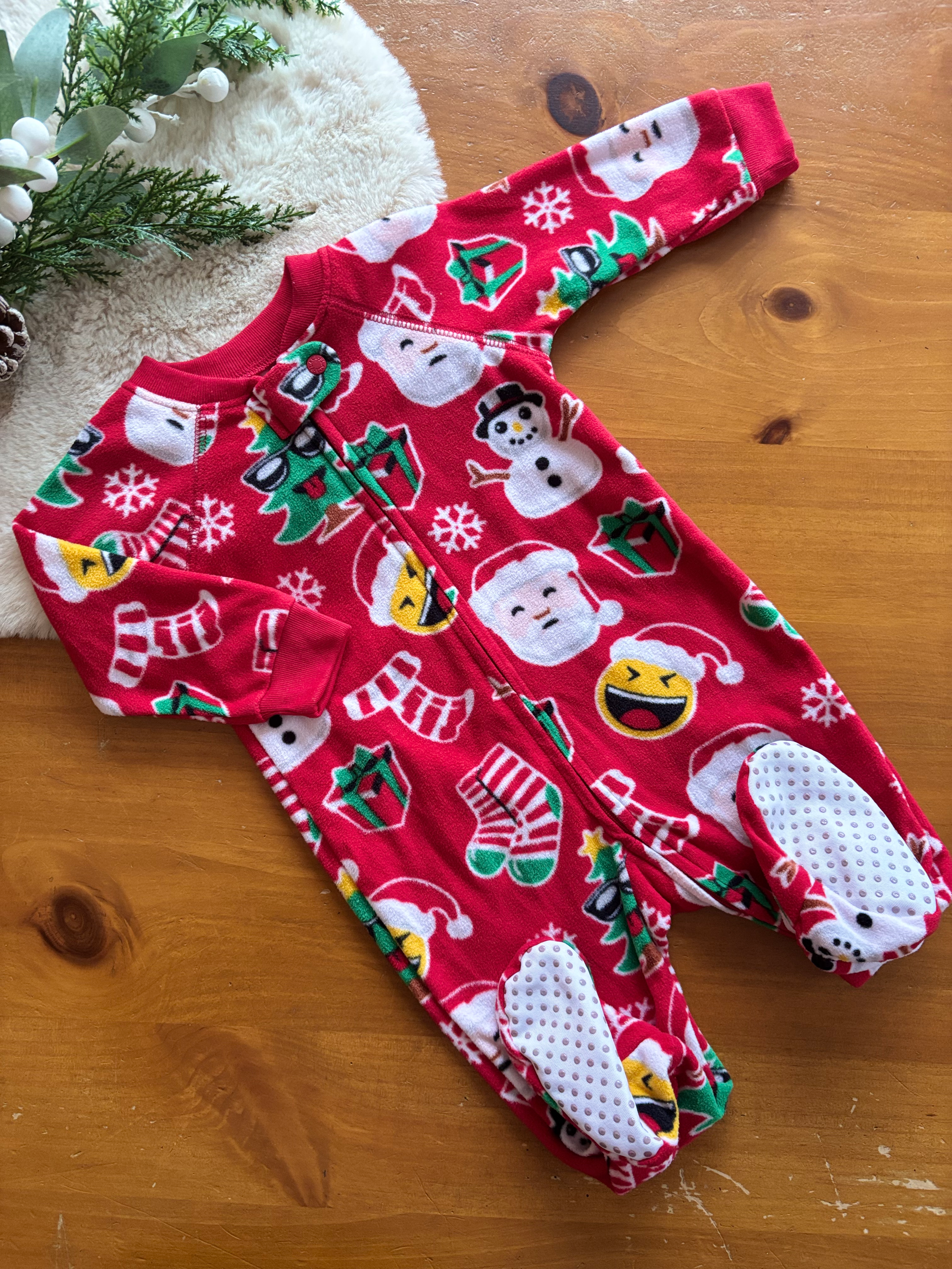 Pyjama Children’s Place 6-9 mois